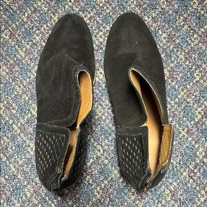 Preloved Susina black leather upper and manmade balance boots size 9